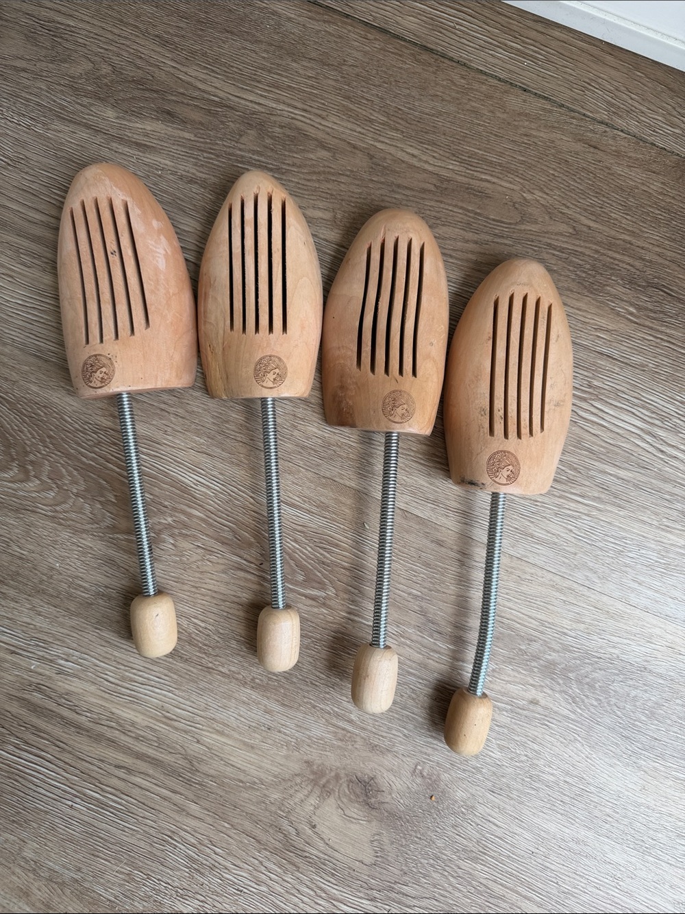 Wooden Shoe Trees - Set of 4 in Light Natural Wood